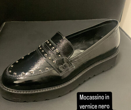 Mocassini in vernice