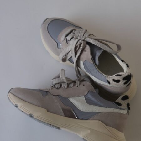 Sneackers grigie