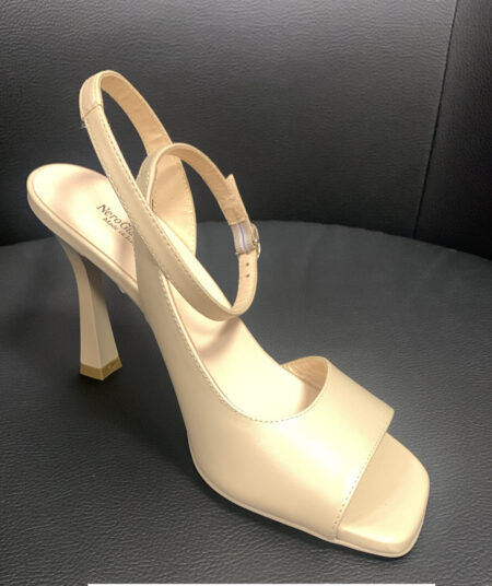 Nero Giardini sandalo nude con tacco