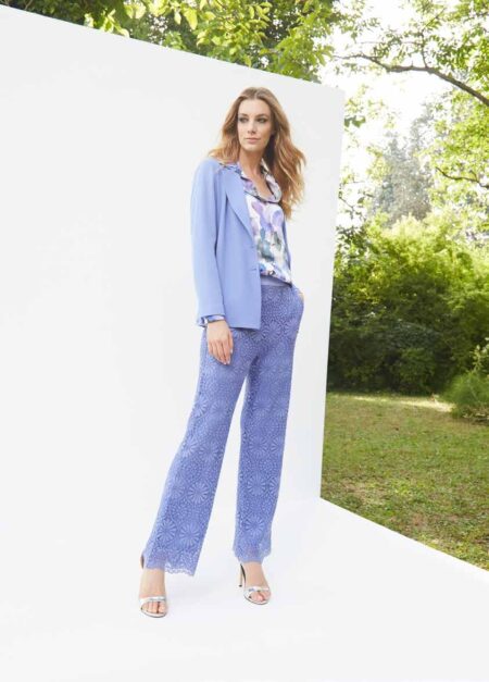 Tailleur pantalone in pizzo variante unica