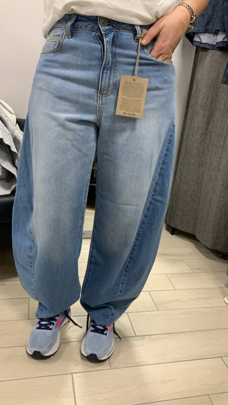 Denim modello balloon