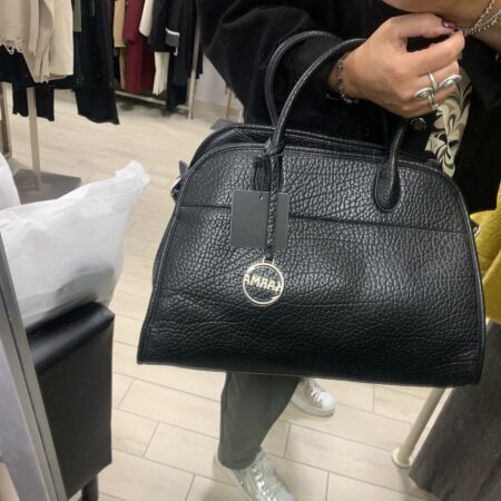 Karma shopper a mano in ecopelle